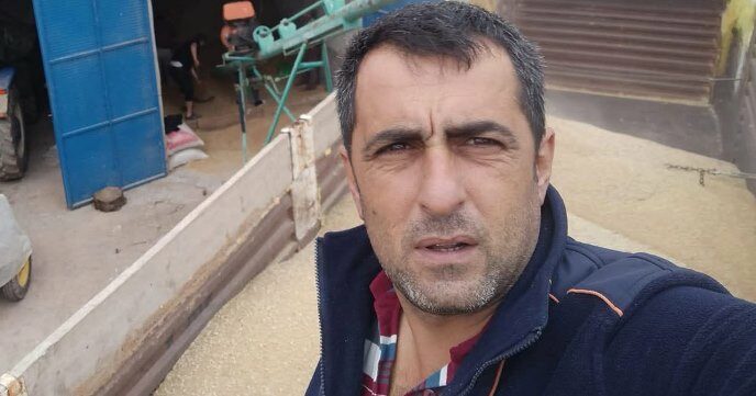 Pancar toplama makinesinin altında kalarak öldü