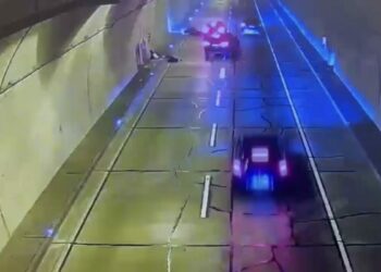 Sarıyer’de tünelde motosiklet sürücüsünün öldüğü kaza kamerada
