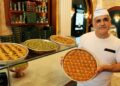 Eğitim için gittiği ABD'de baklava ustası oldu; SpaceX çalışanlarına Türk tatlısını yedirdi