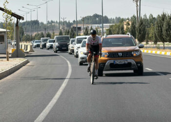 Çocukken taşındıkları İsviçre’den Midyat’a 4 bin 500 kilometre pedal çevirdi
