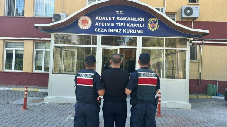 FETÖ üyeliğinden 6 yıl hapis cezası olan firari yakalandı