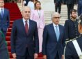 TBMM Başkanı Kurtulmuş, Portekiz'de resmi törenle karşılandı