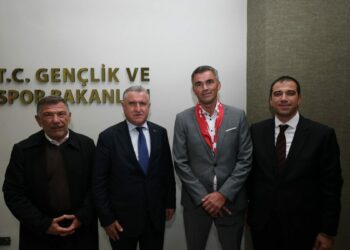 Bakan Bak, Avrupa Okul Sporları Federasyonu heyetini kabul etti
