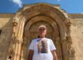 Ziyaretçiler 'boş taşa bakmasın' diye 798 yıllık mirasın gönüllü elçiliğini yapıyor