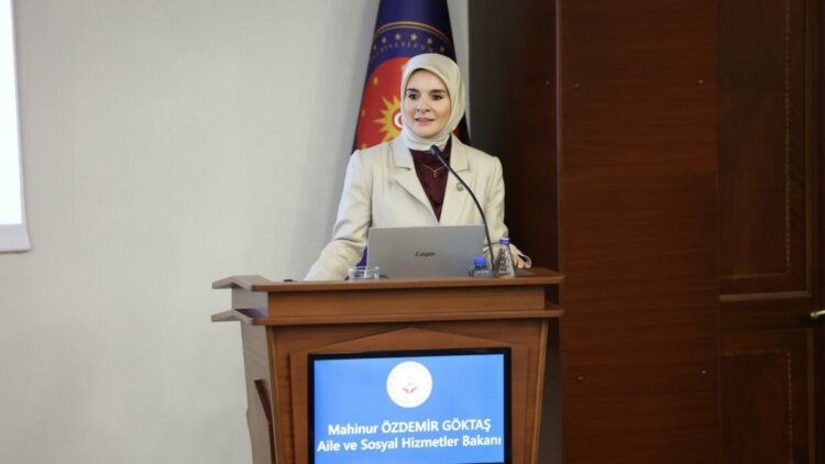 Bakan Göktaş duyurdu: Eylül ayı doğum yardımı ödemeleri hesaplara yatırıldı