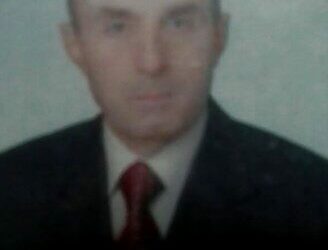 Emekli doktor evinde ölü bulundu