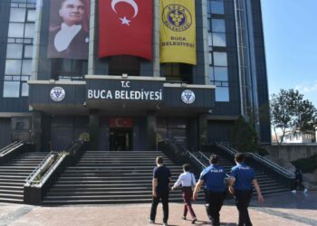 Buca Belediyesi'ne 150 milyon TL'lik borç için haciz