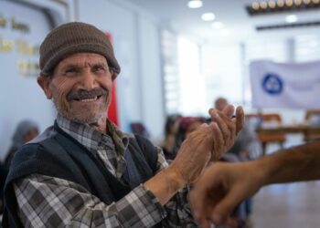 Akkuyu NGS mühendisleri, Dünya Yaşlılar Günü öncesinde ziyaretlerde bulundu
