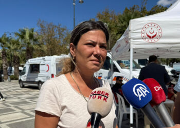 Silivri açıklarında batan gemideki mürettebat için çalışmalar devam ediyor: 3 kişi güvertede