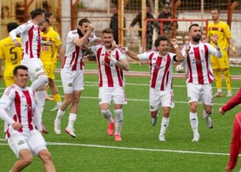 Ayvalıkgücü gönül aldı: Evinde Bigaspor'u 2-1 yendi