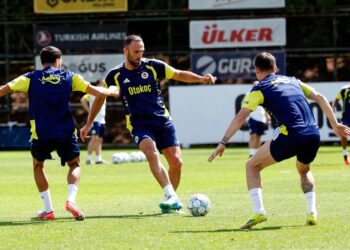 Süper Lig ve spor ekranında yoğun gün: İşte günün maçları