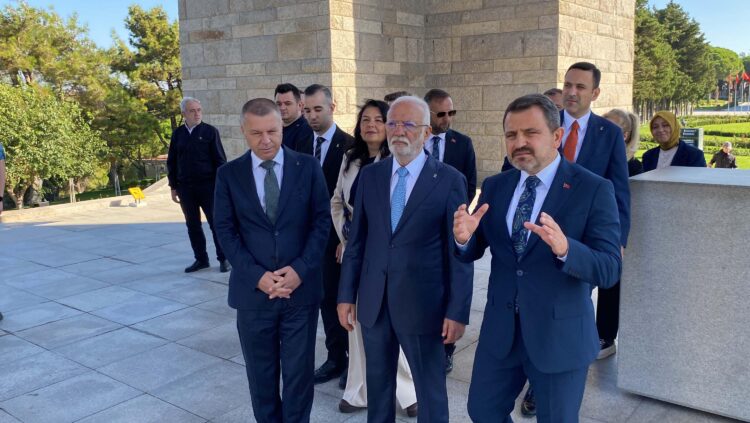 Mustafa Elitaş'tan Çanakkale’de dikkat çeken çağrı: “Terörsüz Türkiye’ye itiraz edenler buraya gelsin”