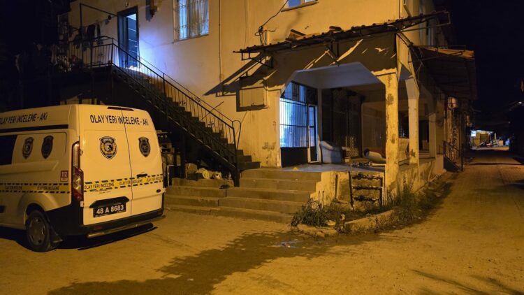 Milas'ta iş arkadaşları arasında bıçaklı kavga; 1 ölü, 1 yaralı