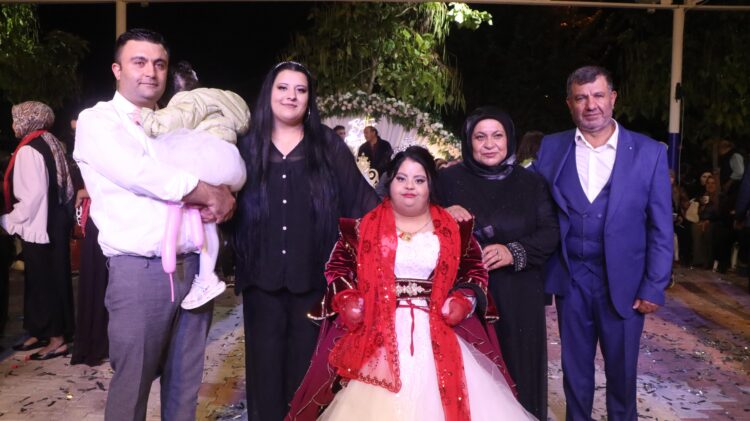 Down sendromlu Elif'in düğün hayali gerçek oldu