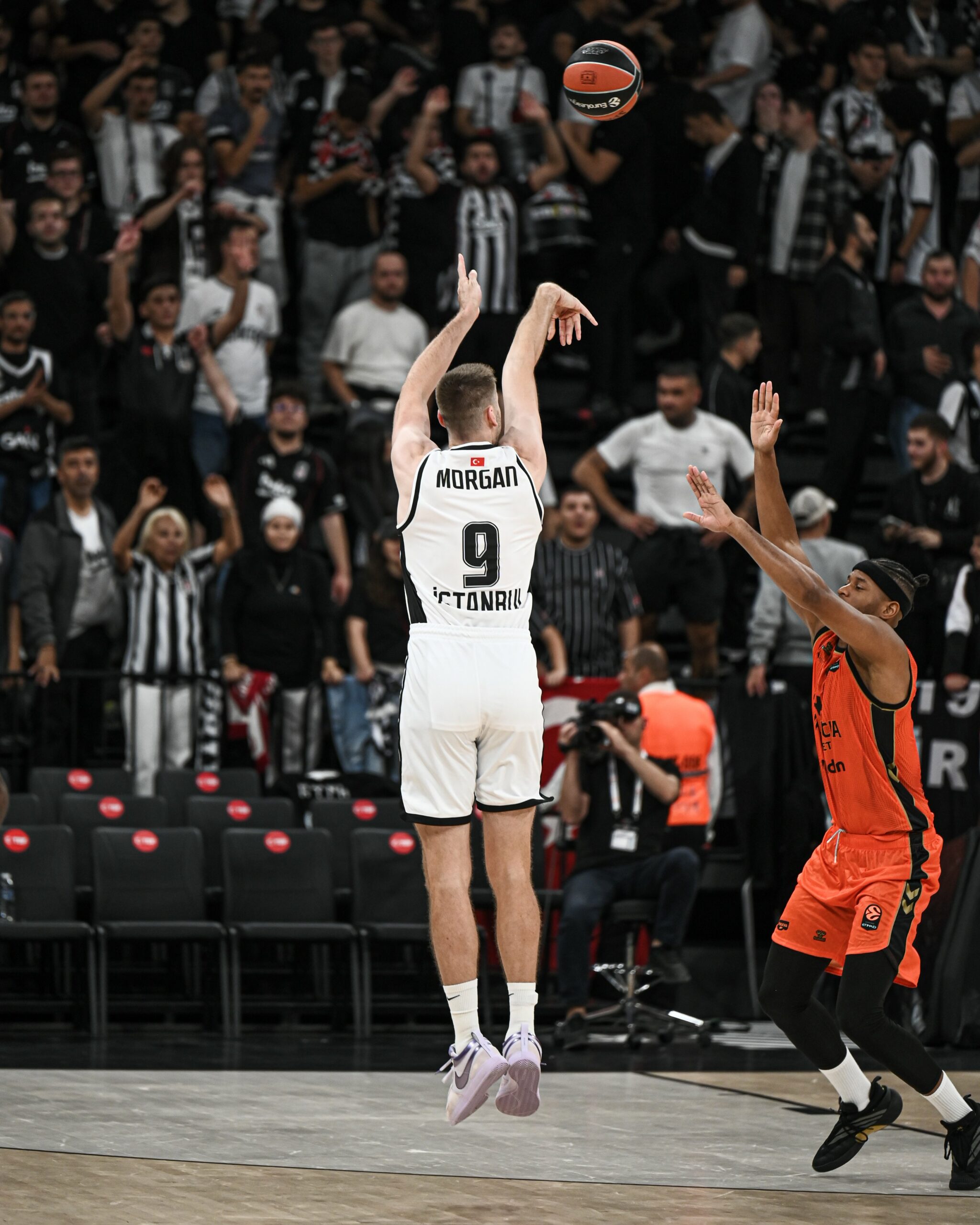 Beşiktaş - Valencia Basket: 94-96