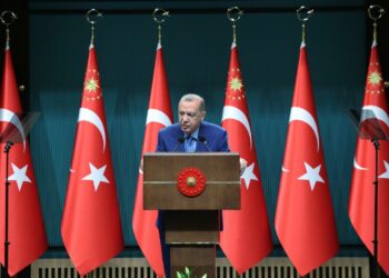 Cumhurbaşkanı Erdoğan: Her kim milletin malına, mülküne el uzatırsa karşısında bizi bulur