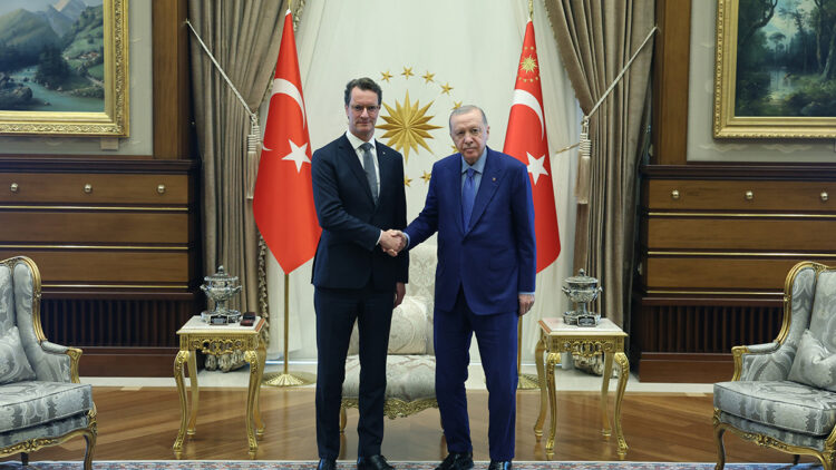 Cumhurbaşkanı Erdoğan, Almanya'nın Kuzey Ren-Vestfalya Eyaleti Başbakanı Wüst'ü kabul etti