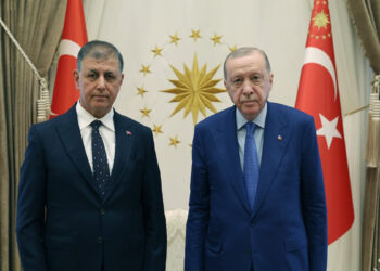 Cumhurbaşkanı Erdoğan, Cemil Tugay'ı kabul etti: İzmir'e gösterdiği ilgi için teşekkür etti