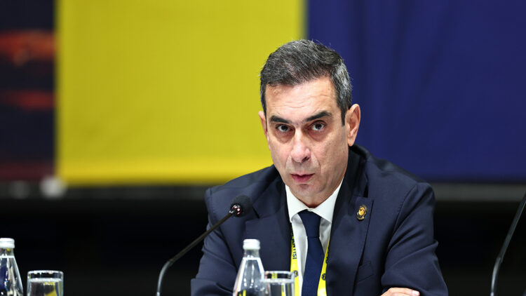 Fenerbahçe'de tartışmalar sürüyor: "Her yıl tekrarlanan seçimlerle istikrar sağlamak mümkün değil"