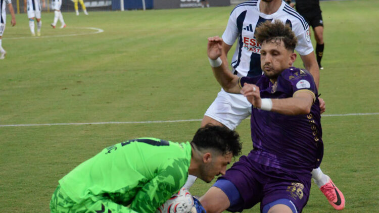 Fethiyespor'dan kötü başlangıç: Orduspor karşısında 3-0 yenilgiye uğradı