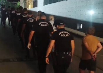 ‘Ailem Güvende’ operasyonları hız kesmiyor: Mersin'de 28 şüpheli tutuklandı