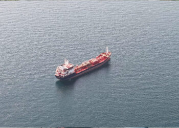 Silivri’de batan gemideki 10 mürettebatı arama çalışmaları 5’inci gününde devam ediyor