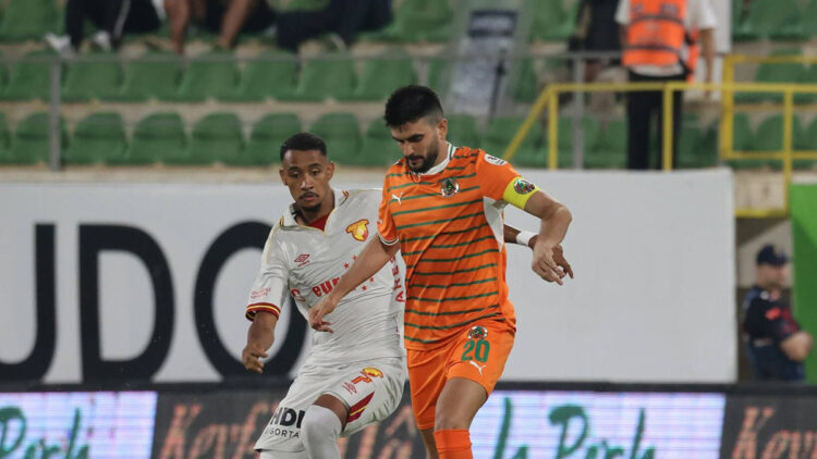 Süper Lig'de galibiyeti olmayan tek takım Göztepe: Alanyaspor'la da berabere kaldı