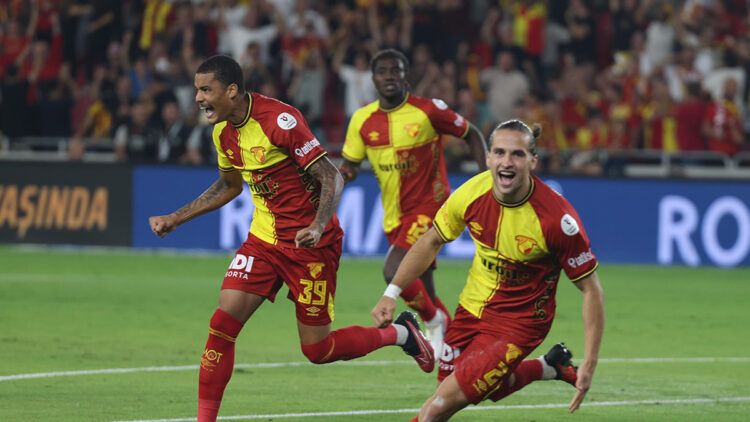 Süper Lig'in en genç ilk 11'i Göztepe'de oldu