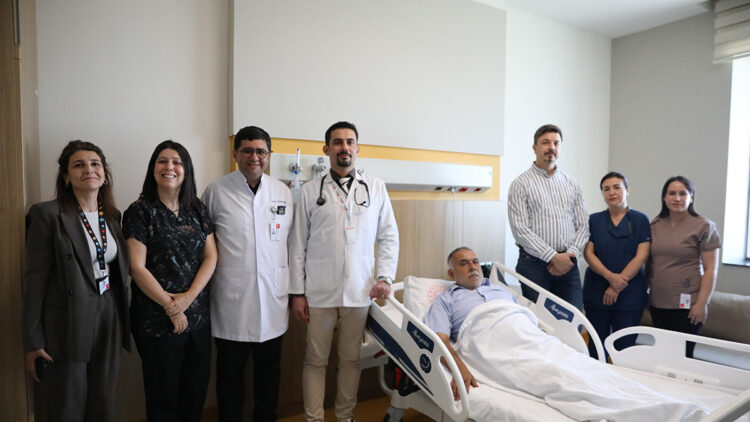 Türkiye'de bir ilk: Hastanın kalbindeki delik, anjiografi ile kapatıldı