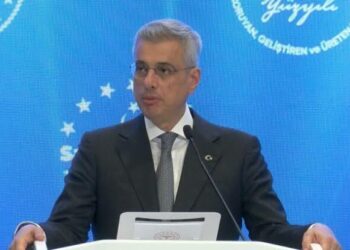 Bakan Memişoğlu: "Milletimiz için durmaksızın çalışmaya devam edeceğiz"