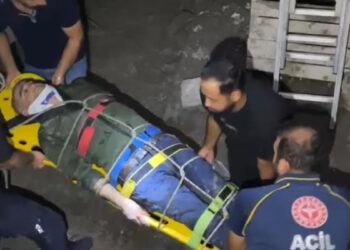 Adıyaman'da korkunç iş kazası: İnşaatta merdiven boşluğuna düşen bekçi yaralandı