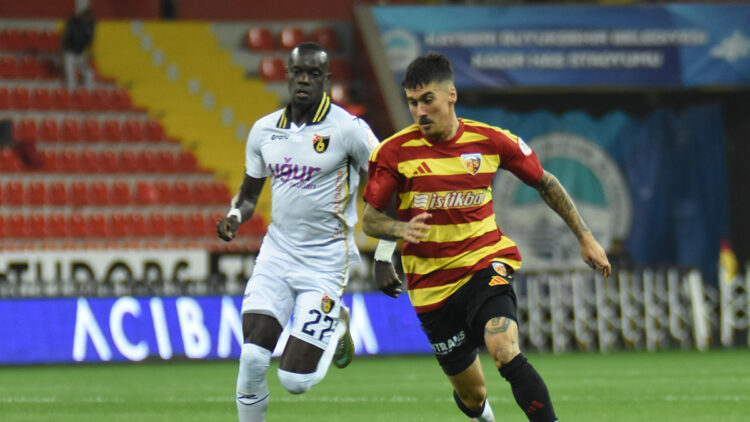 Kayserispor’dan İstanbulspor’a gol yağmuru: Zirveye oturdu