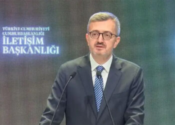 İletişim Başkanı Burhanettin Duran, 1