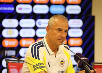 Fenerbahçe'den beraberlik sonrası açıklama: "Şampiyonlar Ligi'nde daha konsantre oynuyoruz"