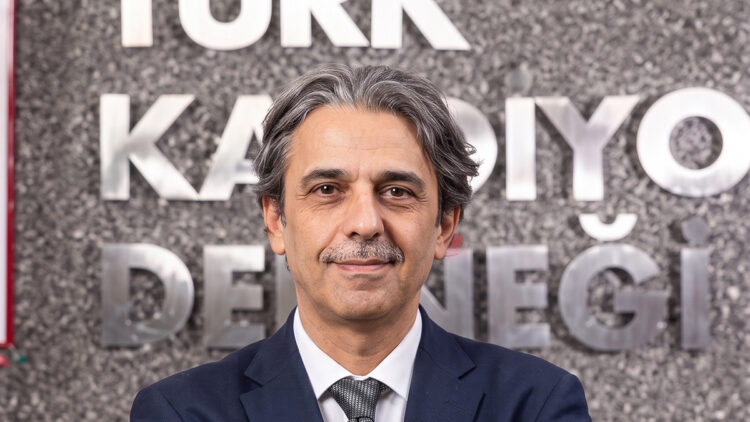 Türk Kardiyoloji Derneği ve Novartis Türkiye’den ortak çağrı: "Risklerini bil, kontrollerini erteleme"