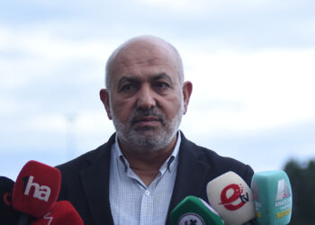 Kayserispor Başkanı mutlu: "Her şey iyi gidiyor, iyi başladı iyi devam ediyor"