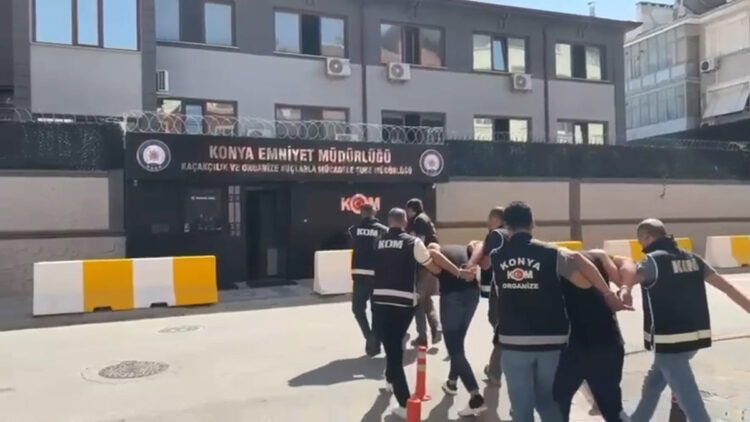 Konya'da 'Kıskaç' operasyonu: 20 gözaltı