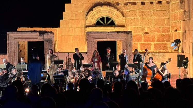 Zerzevan Kalesi’nde müzik şöleni: Diyarbakır türküleri ile senfoni tarihi kalede buluştu