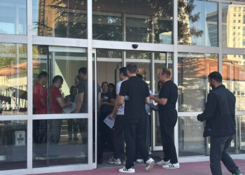 KPSS Lisans Alan Bilgisi'nin son oturumu başladı: İşletme, muhasebe ve istatistik testleri yapılıyor