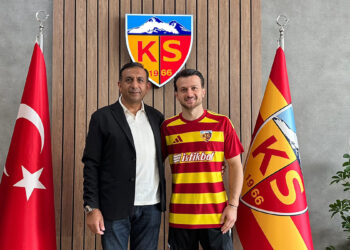 Kayserispor, Murat Cem Akpınar'ı kadrosuna kattı