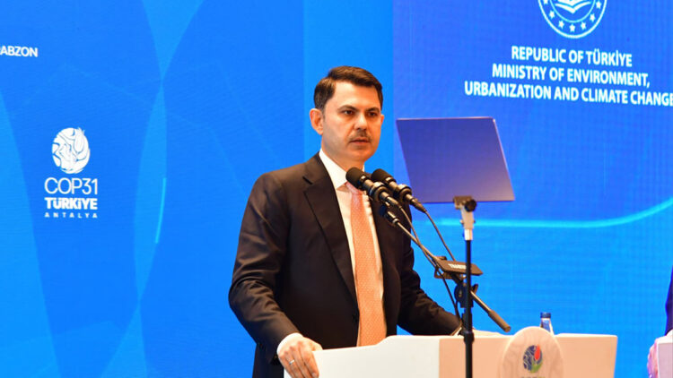 Mavi akciğerlerimiz alarm veriyor: "Okyanuslarımızın geleceği devasa bir risk altında"