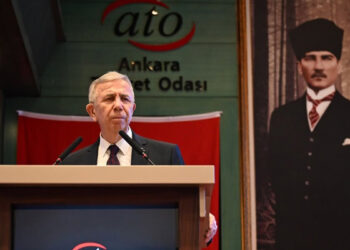 Mansur Yavaş’tan parti değiştireceği iddialarına yanıt: “Ayrılıkta azap, birlikte rahmet vardır”