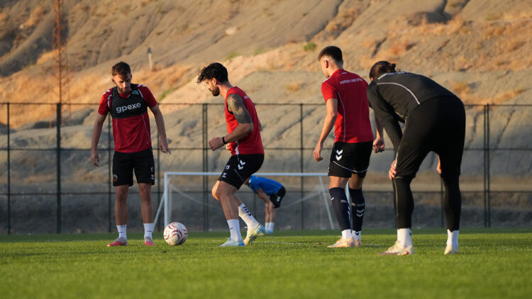 Mardin 1969 Spor, Kayserispor maçının hazırlıklarını tamamladı: Heyecanlı maç için saatleri sayıyorlar