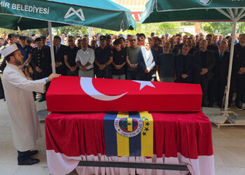 Derbide kalp krizi geçiren gazi toprağa verildi