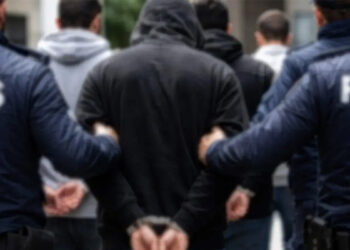 MİT ve emniyetten FETÖ'ye yönelik operasyon: 10 gözaltı
