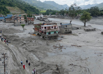 Nepal'deki felaketin bilançosu ağırlaşıyor: Can kaybı 1410'a ulaştı
