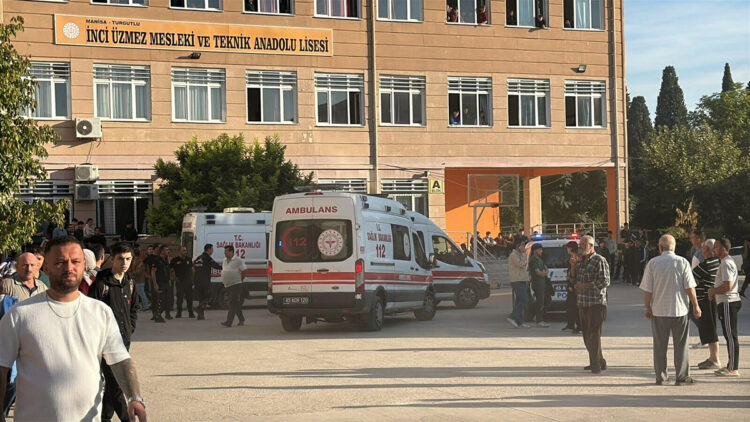 Manisa’daki okul saldırısı sonrası devlet teyakkuza geçti: Eğitime ara verildi, bakanlar bölgeye gidiyor