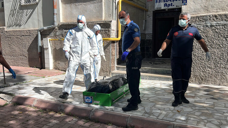 Uzun süredir haber alınamayan kişi, evinde ölü bulundu