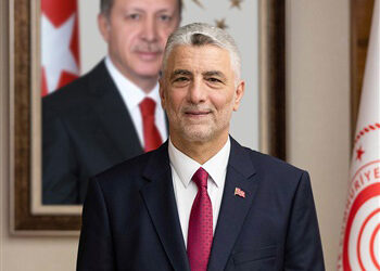 Ticaret Bakanlığı: 2025'te hizmetler ihracatımız yüzde 6,5 oranında artışla rekor tazeledi