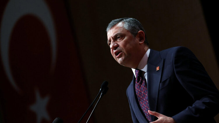 Özgür Özel Manisa'daki saldırıyla ilgili ağır konuştu: "Görmezden gelinemeyecek bir güvenlik sorunu var"